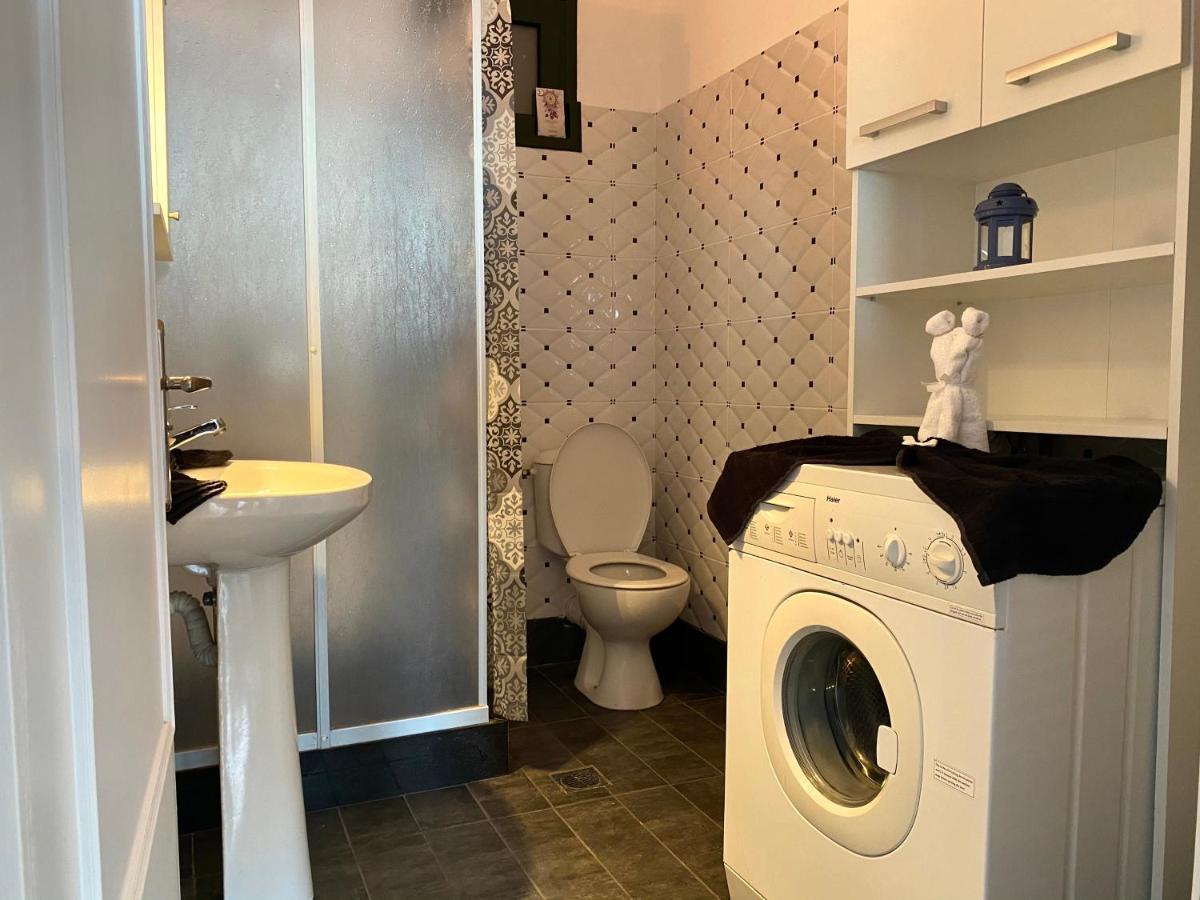 Coralli Pentati 2 "Dimitris Apartments" Kültér fotó