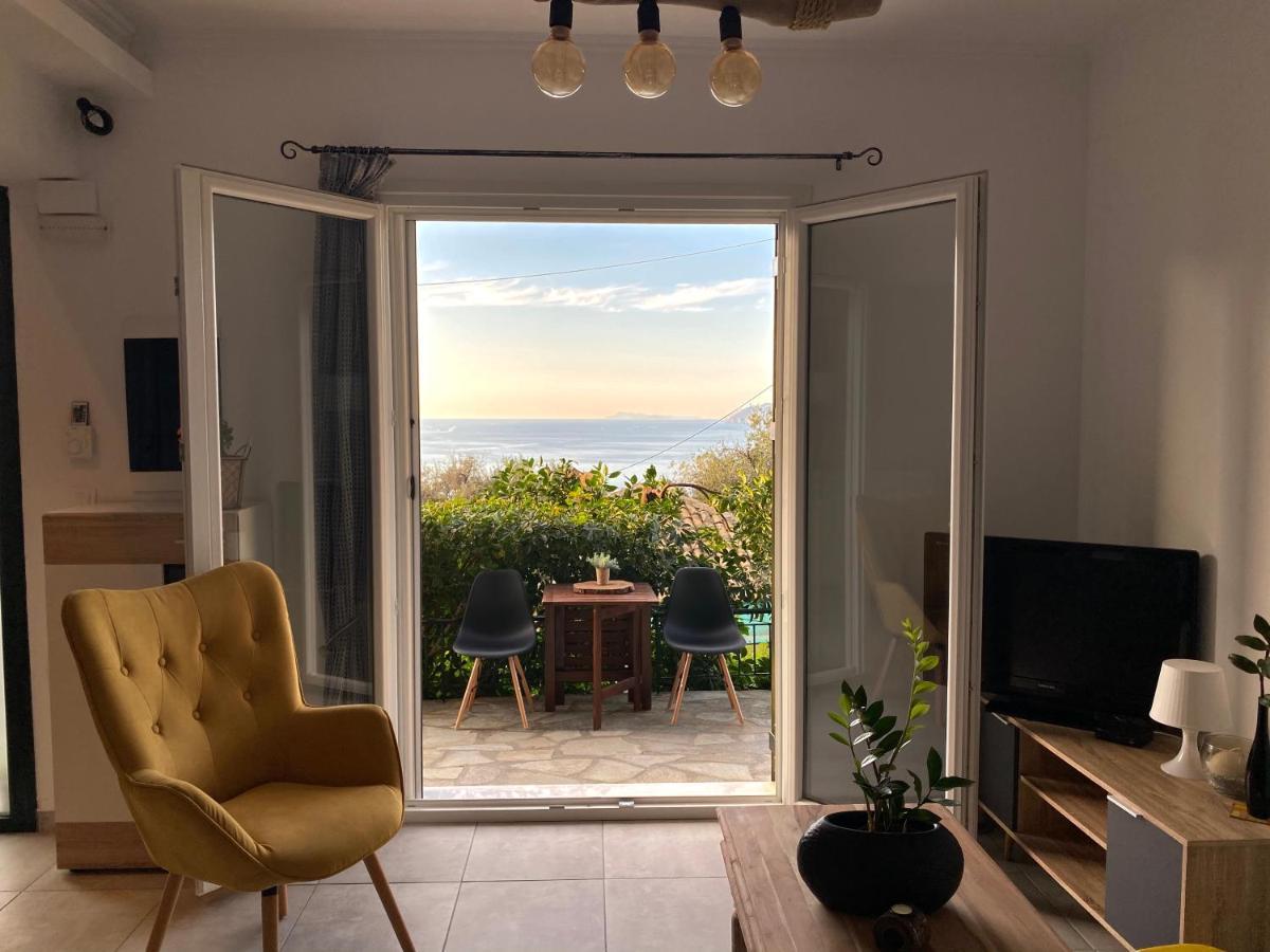 Coralli Pentati 2 "Dimitris Apartments" Kültér fotó