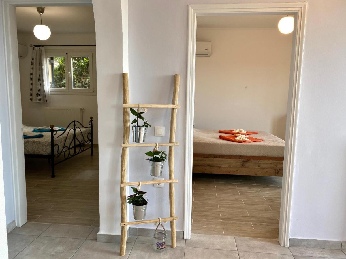 Coralli Pentati 2 "Dimitris Apartments" Kültér fotó