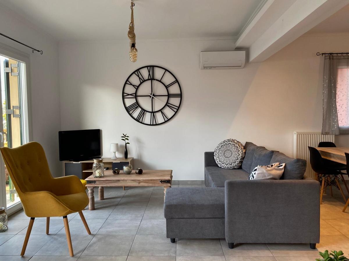 Coralli Pentati 2 "Dimitris Apartments" Kültér fotó